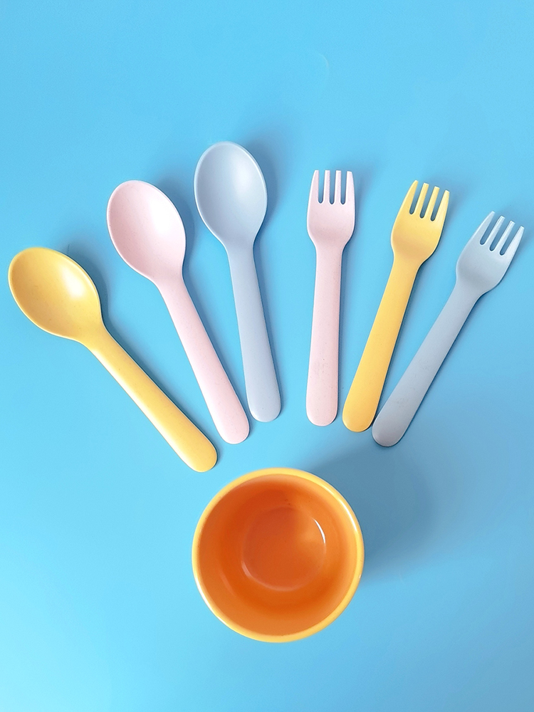 Baby Food Restaurant - طقم أدوات مائدة من ألياف الخيزران