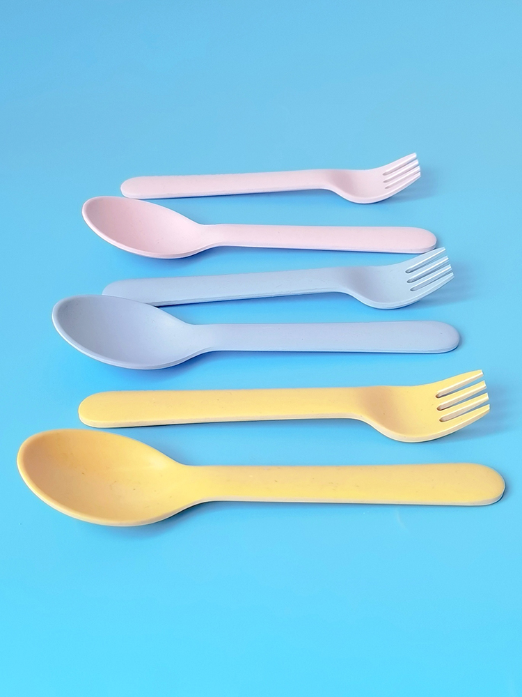 طقم أدوات مائدة من ألياف الخيز - مراجعة Baby Food Restaurant وسعره